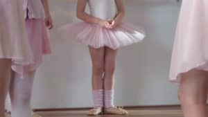 Plan and sell ballet themed birthday parties.